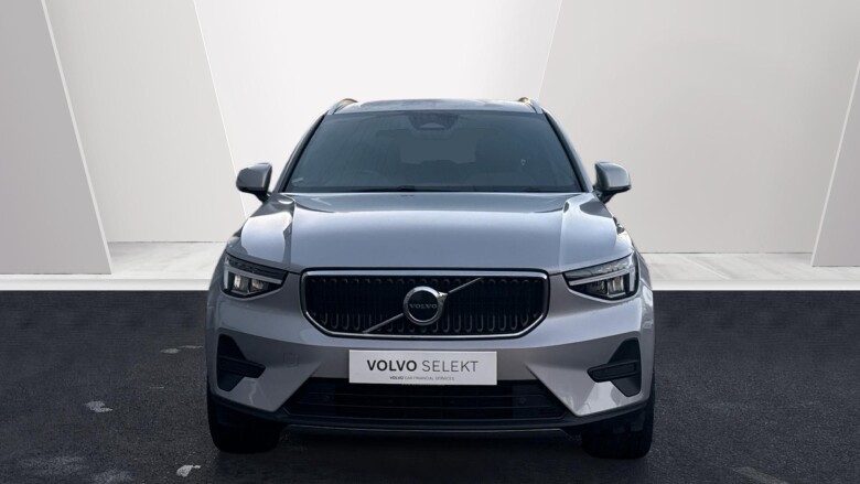 Volvo XC40 2.0 B3P Core 5dr Auto Petrol Estate